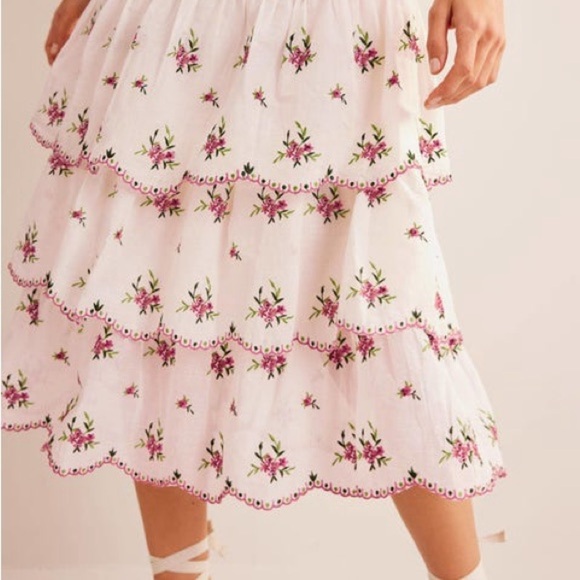 NWT Boden Embroidered Tiered Midi Dress - Picture 2 of 12
